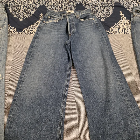 Agolde Light and Medium Blue Straight Leg Jeans LOT Of 3! Size 26 & 28 - Picture 3 of 9